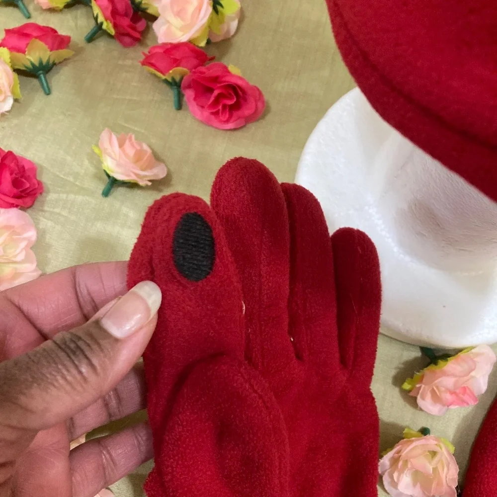 Falls Creek Women's Hat, Scarf & Glove set, Red